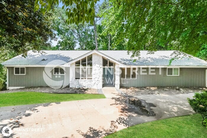 Primary Photo - 725 Brookfield Pkwy, Roswell, GA 30075