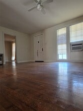 Building Photo - 3819 S Shepherd Dr