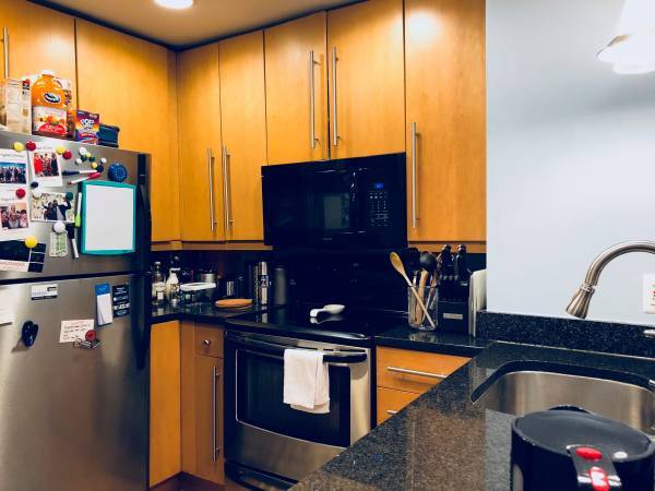 Cocina - 2608 Sherman Ave NW