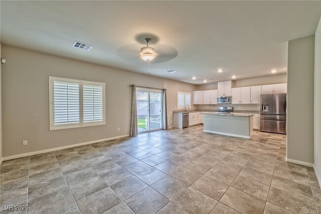 Building Photo - 4031 Beech Fern Ave