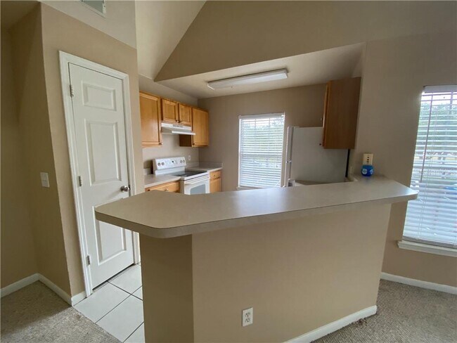 Foto del edificio - 9157 Lee Vista Blvd