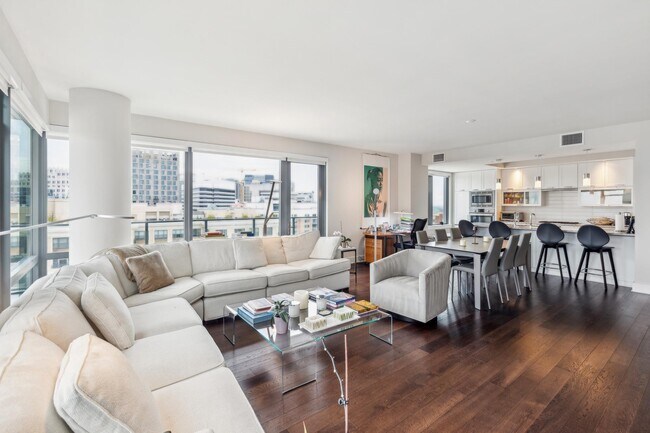 Foto del edificio - 4960 Fairmont Ave