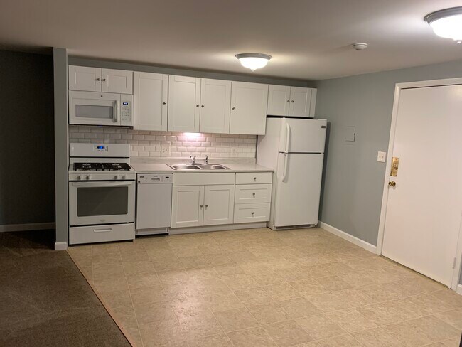 Foto del edificio - 8 Lancelot Court #26