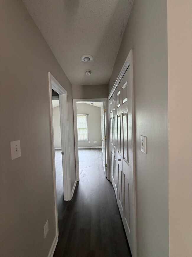 Foto del edificio - 2br/2ba Paddock Place Apartment
