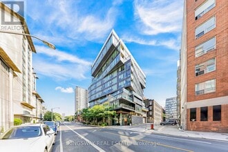 Building Photo - 15-315 Beverley St