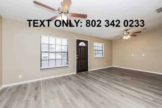 Building Photo - 328 81st Ave NE