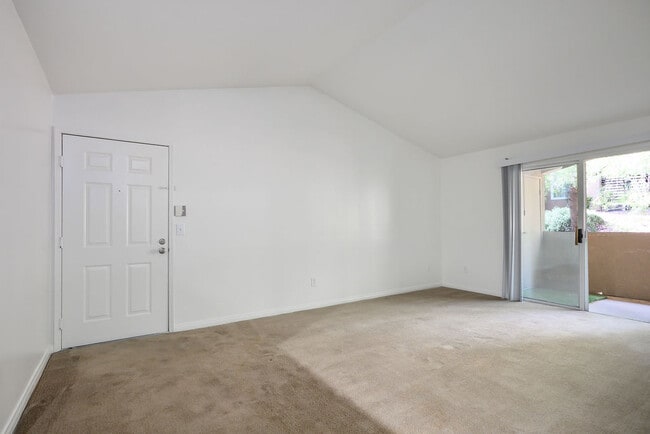 Foto del edificio - 231 W Horizon Ridge Pkwy