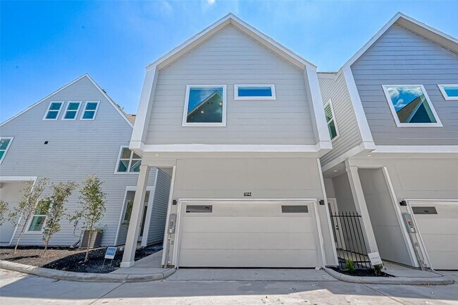 Foto del edificio - 6026 W Montgomery Rd