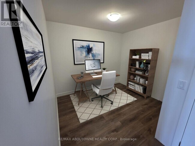 Building Photo - 461 Green Rd