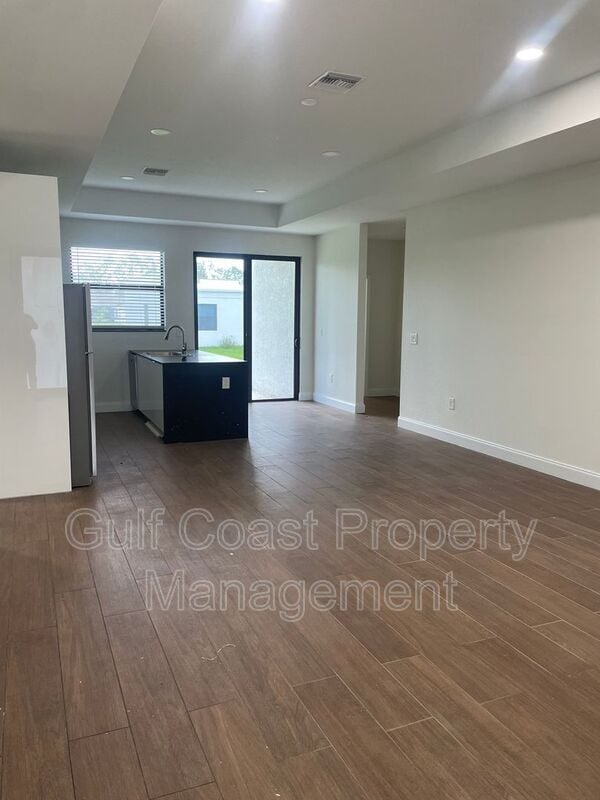 Foto del edificio - 126 Viewpoint Dr