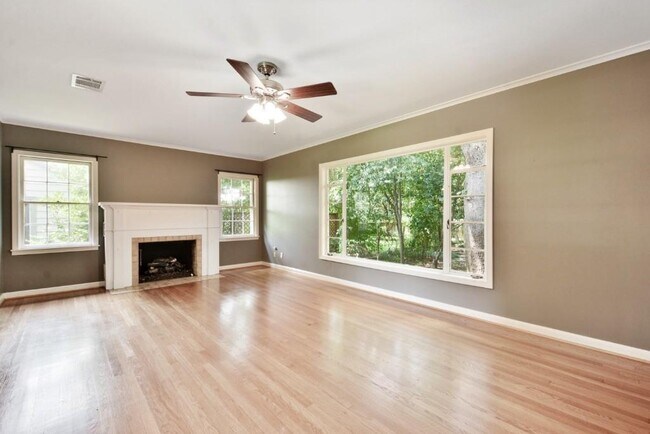 Building Photo - 3214 Bonnie Rd