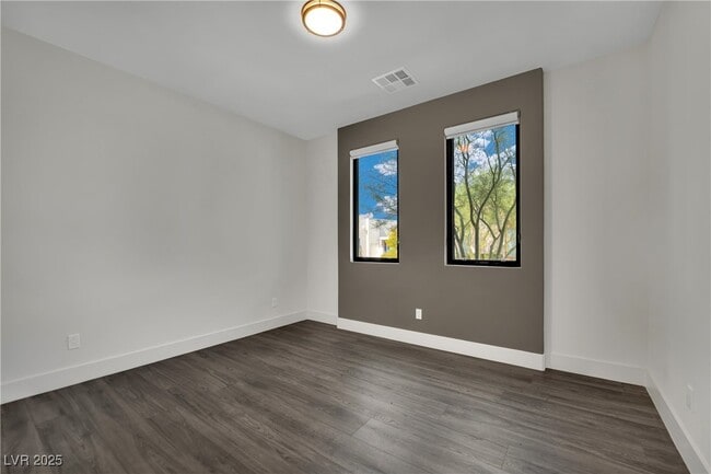 Building Photo - 378 Tranquil Peak Ct