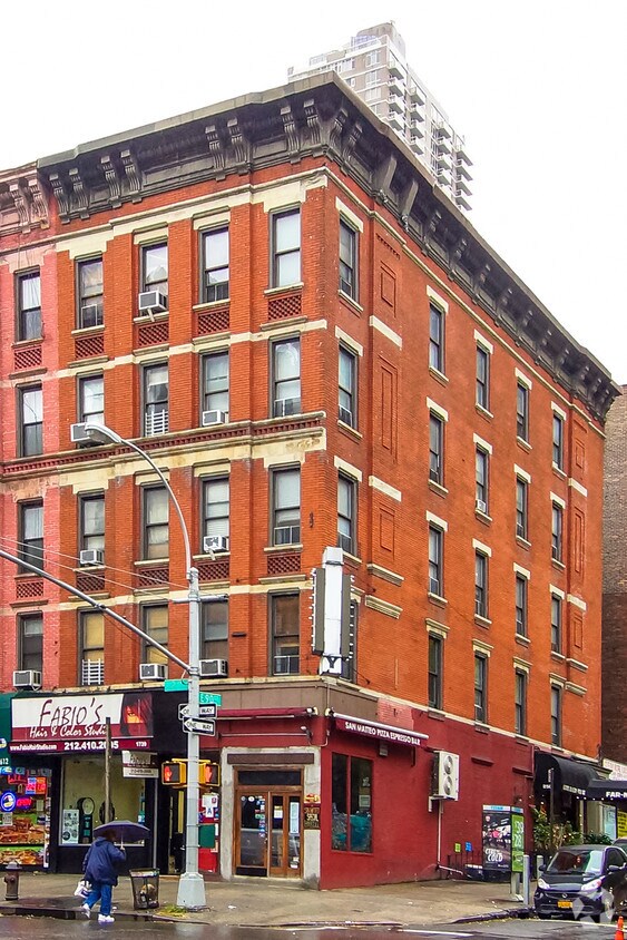 Building Photo - 1739 2nd Ave