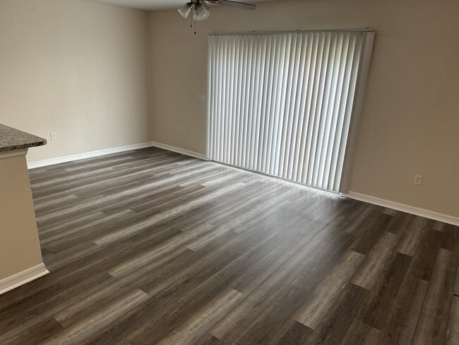 Building Photo - 7520 39th Terrace N