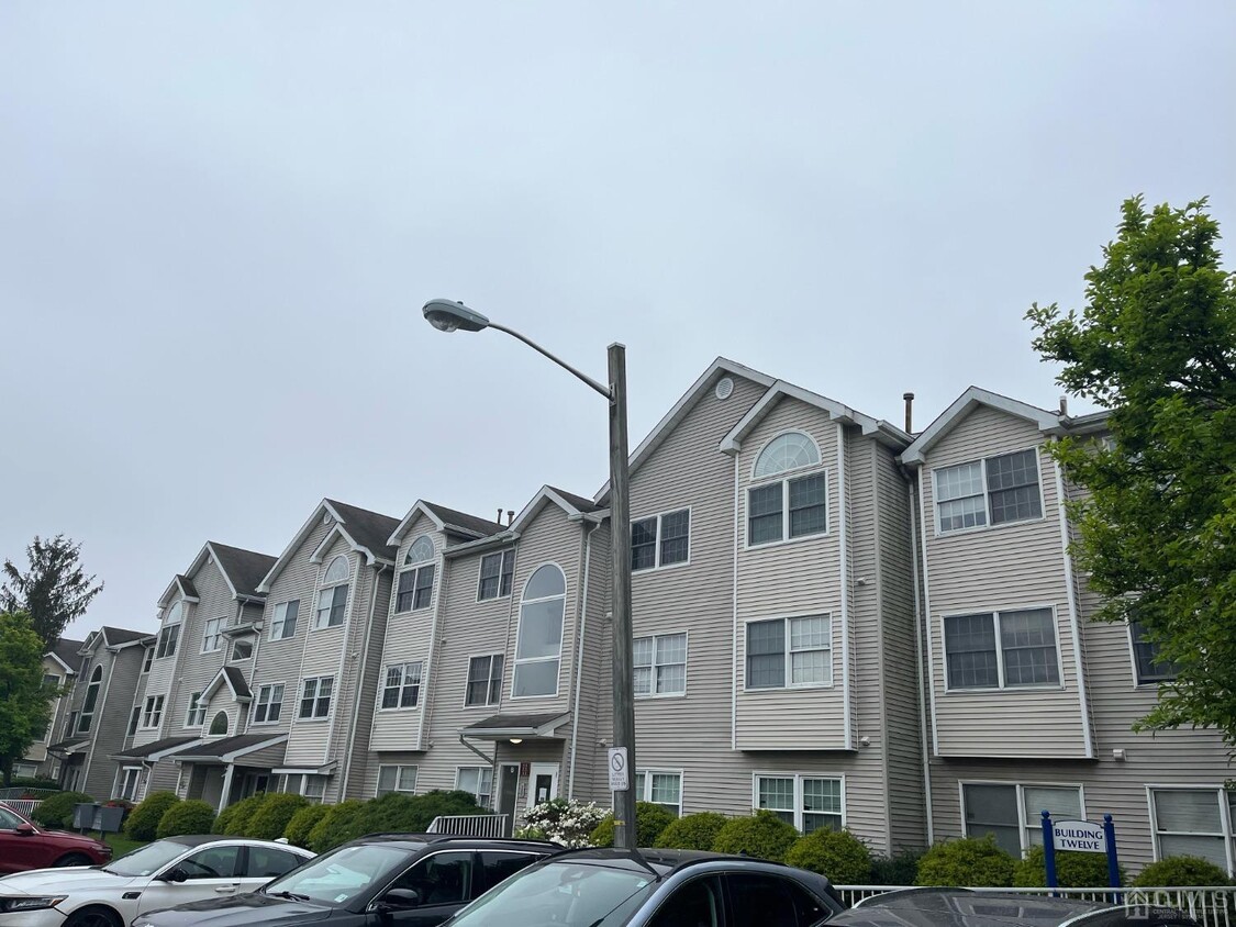 1230 Edpas Rd, New Brunswick, NJ 08901 Condo for Rent in New