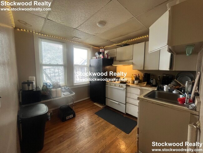 Foto del edificio - 933 Dorchester Ave