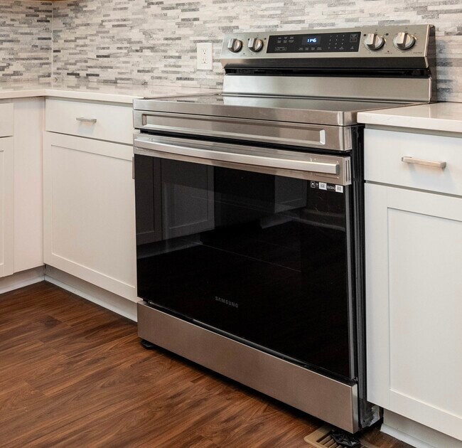 All appliances brand new. - 848 Argle Ave