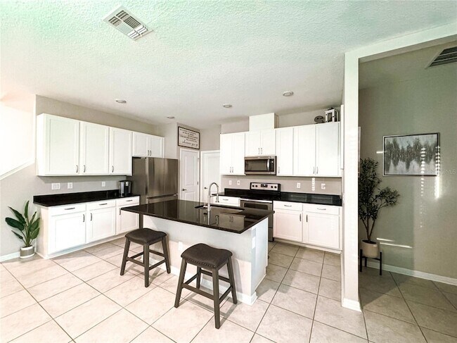 Building Photo - 11524 Woodleaf Dr