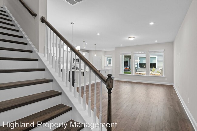 Building Photo - 3 br, 2.5 bath House - 6519 Amber Springs Dr