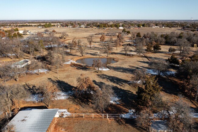 Foto del edificio - Rural Living Close to the City!