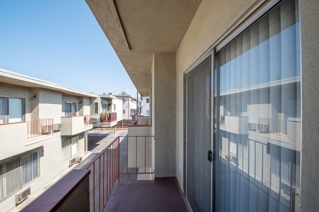 Building Photo - 10925 Peach Grove St