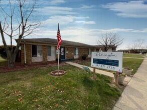 Building Photo - 7470 Rockleigh Ave