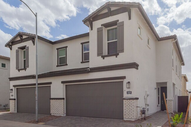 Building Photo - 4 Bedroom home inside Arabella Community