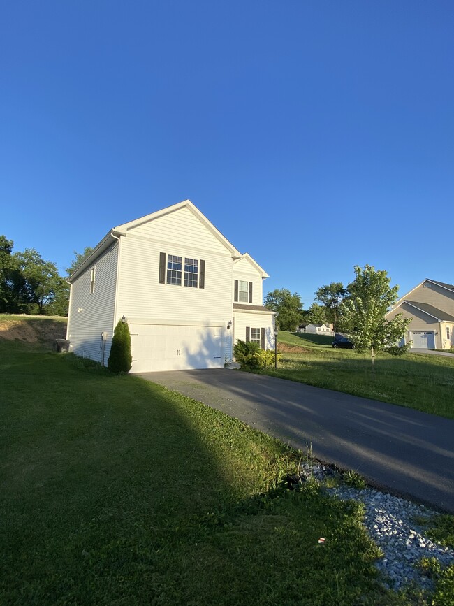 Building Photo - 697 Rivanna Run