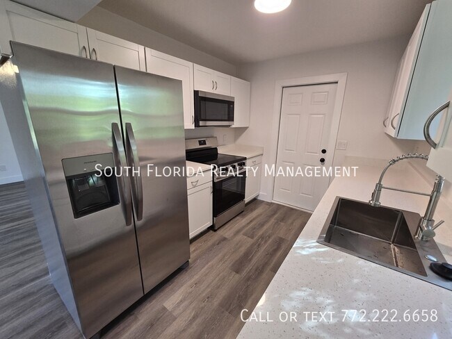 Foto del edificio - 541 SE Penn Ave