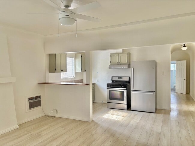 Photo - 3659 6th Ave Apartment