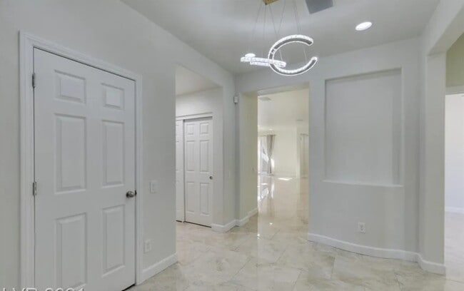 Building Photo - 2659 Lochleven Way