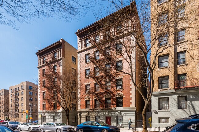 Building Photo - 100 Cabrini Boulevard