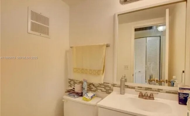 Foto del edificio - 82 Fanshaw B