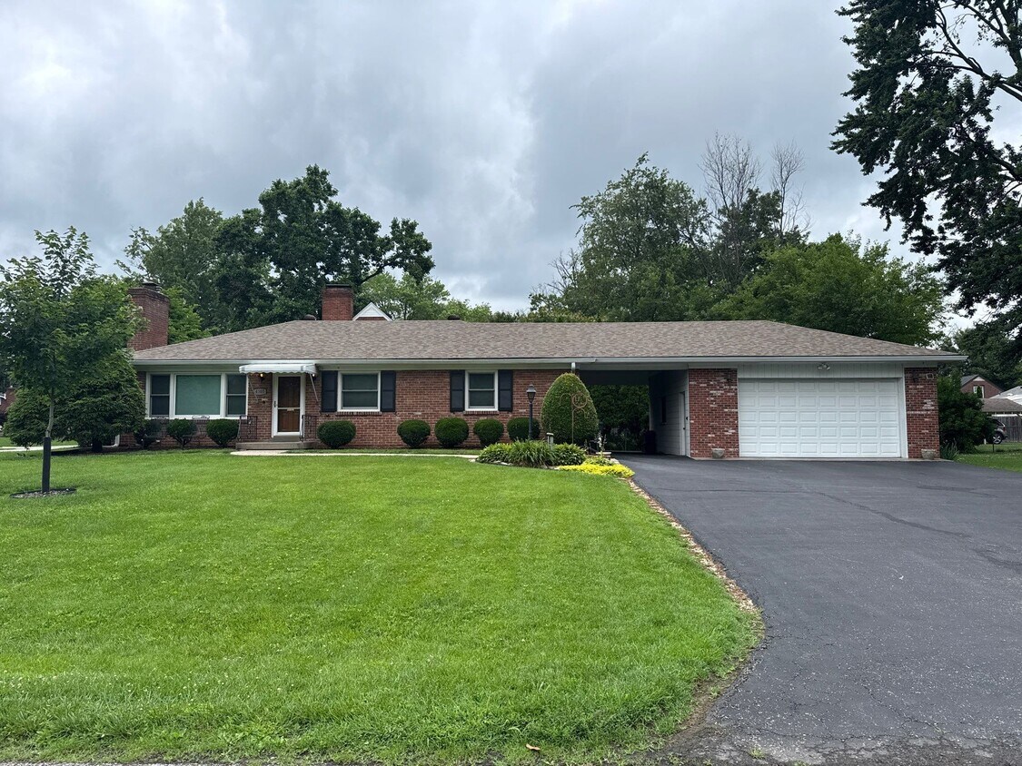 Primary Photo - 4305 Darbrook Rd