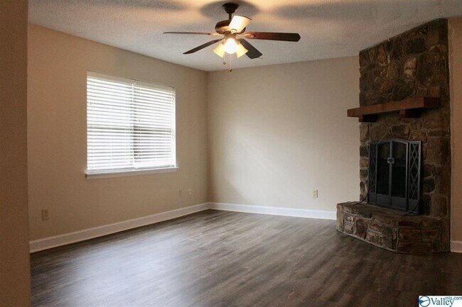 Foto del edificio - 13923 Hurstland Dr SW