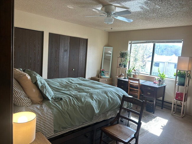 Dormitorio principal - 1900 Florida Rd