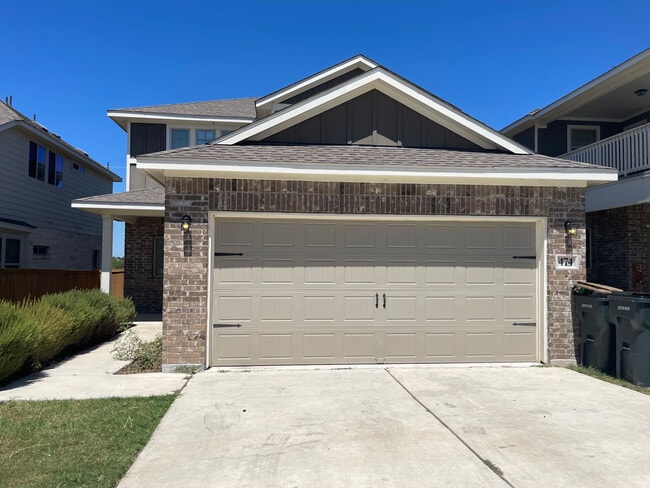 Building Photo - Room in Single Family Home on Spinnaker Loop
