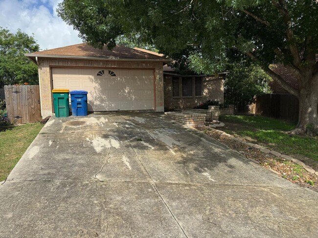 Foto del edificio - 8003 Chestnut Manor Dr