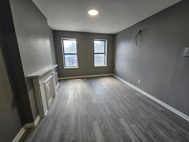 Building Photo - 901 DeKalb Ave