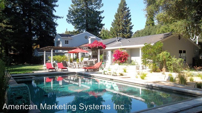 Building Photo - 507 Entrada Way