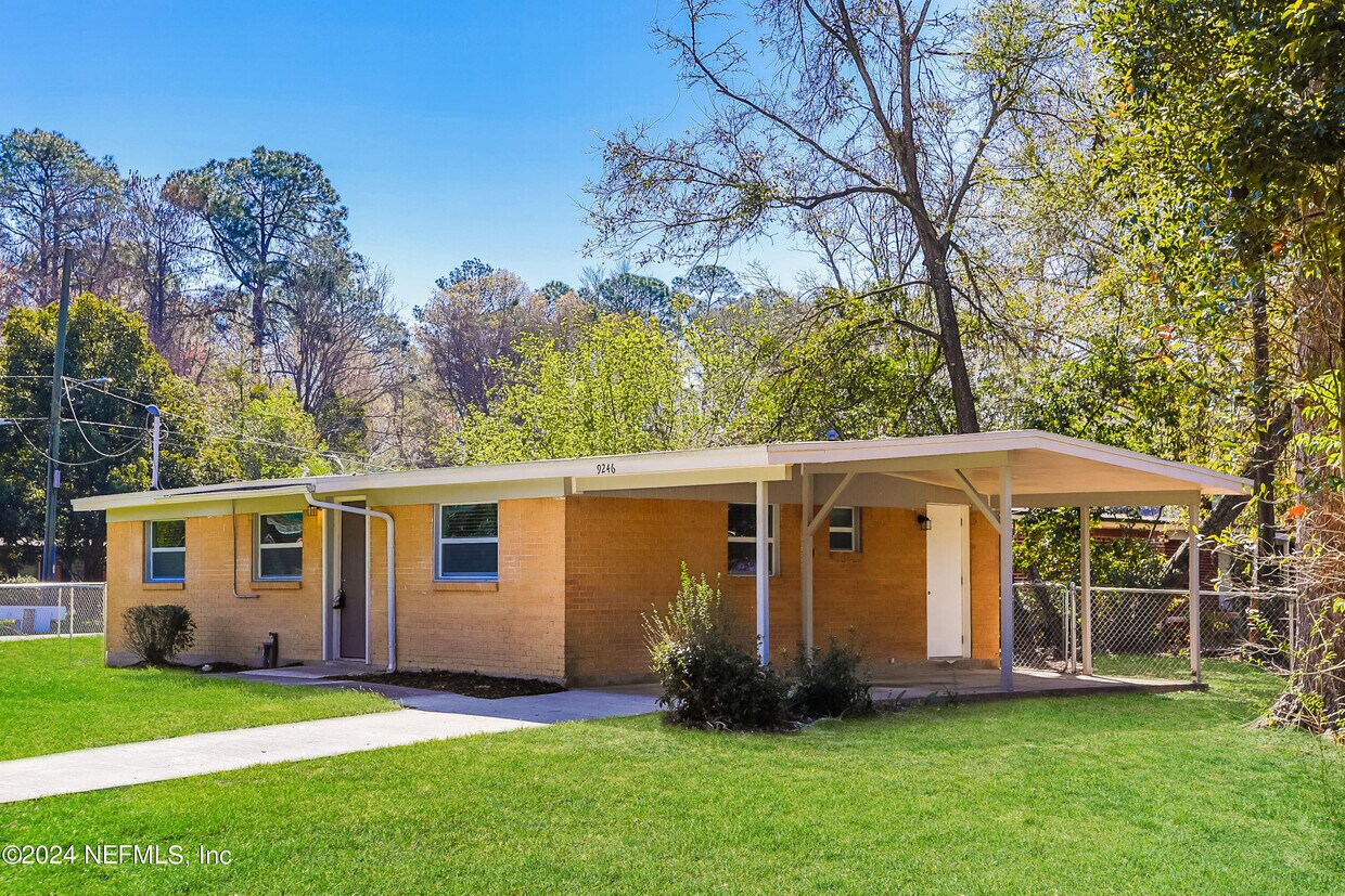 Primary Photo - 9246 Spottswood Rd