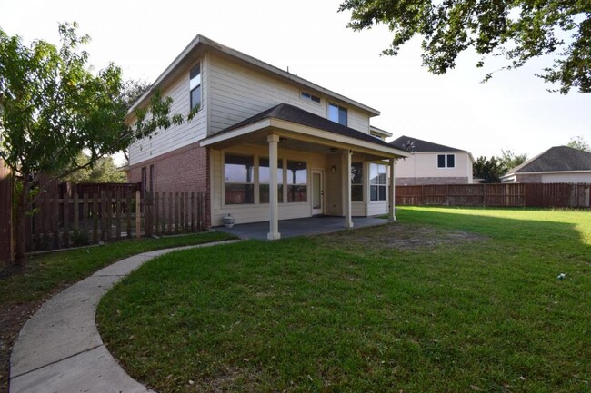 Building Photo - 3003 San Esteban