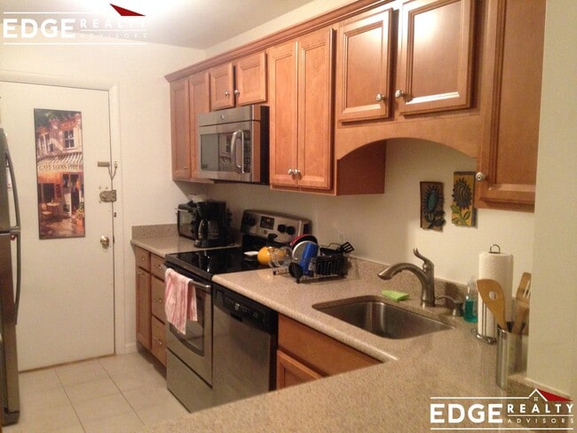 Photo - 804 Centre St Apartment