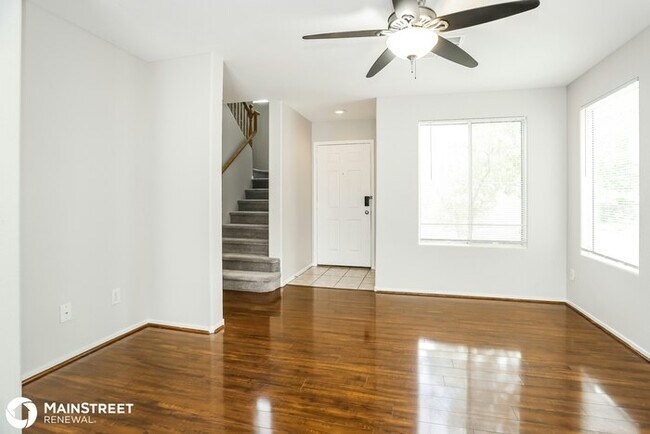 Foto del edificio - 6001 St Petersburg Dr