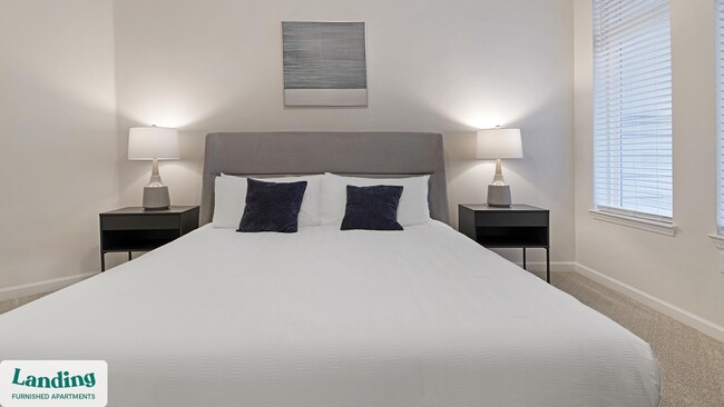 Foto del edificio - 5256 International Dr