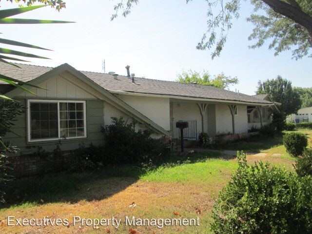 Primary Photo - 3 br, 2 bath House - 386 East Olive Ave