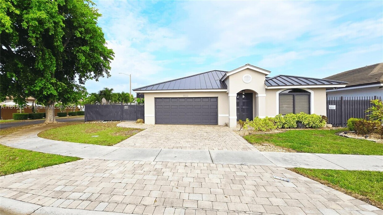 Foto principal - 3796 SW 148th Ct