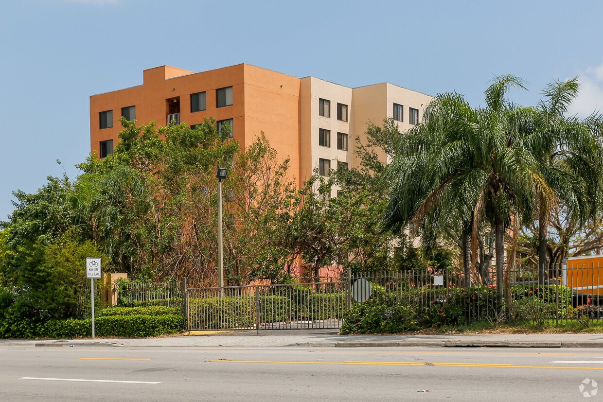 New Horizons Apartments Miami, FL