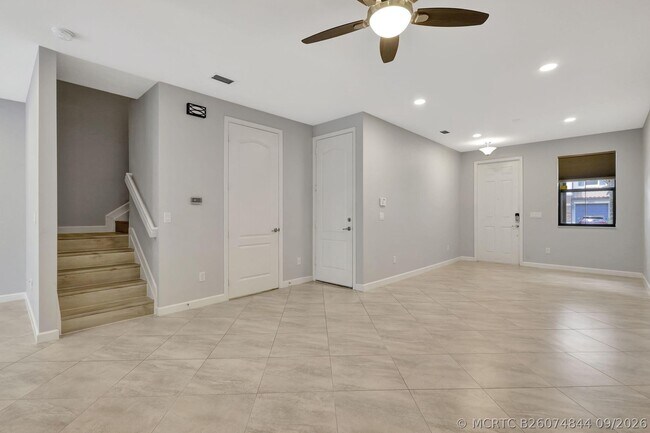 Foto del edificio - 12950 Anthorne Ln