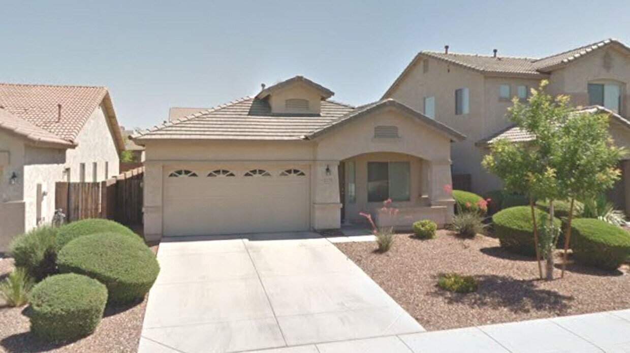 Building Photo - 44026 Granite Dr